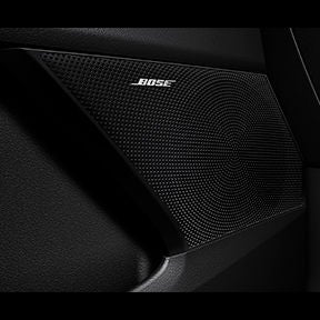 Audio premium Bose con 12 parlantes